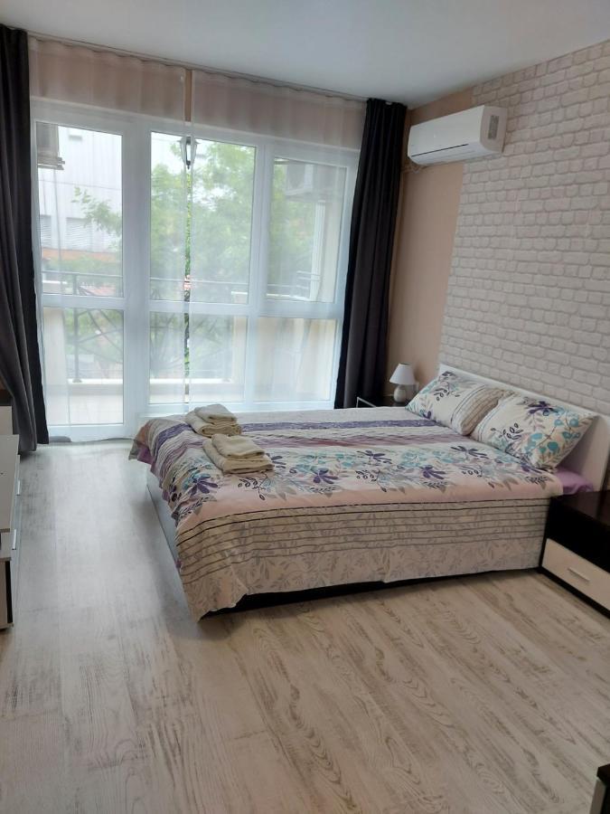 Medical University Apartments Plovdiv Exteriör bild